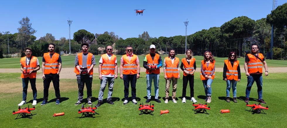 Kadın dron pilotları hayat kurtaracak