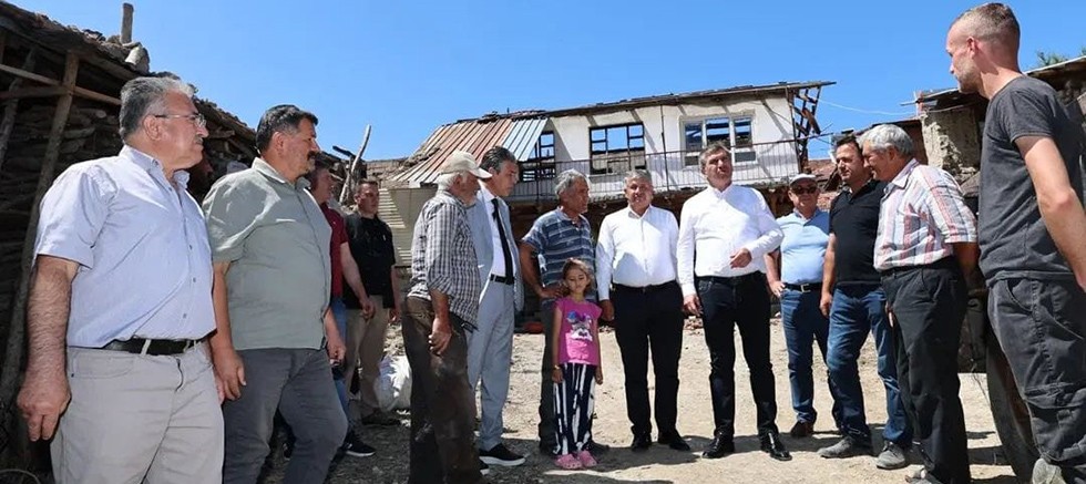 Kadir Koç: İğdeli köyündeki yurttaşlarımızın yanındayız