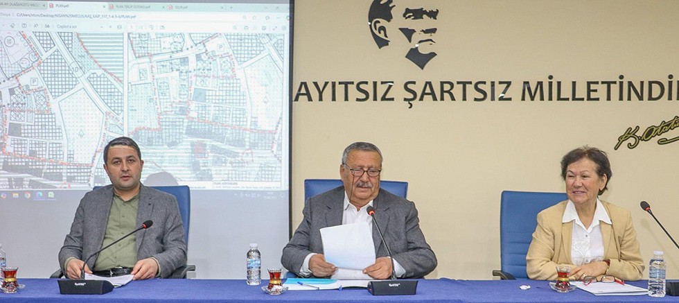 Kaş Belediyesi Olağanüstü Meclis Toplantısı yapıldı