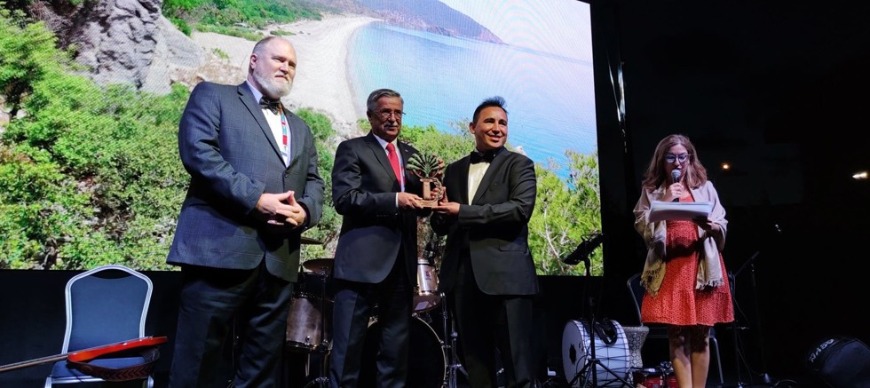 Kemer Belediyesi Ekoturizm Ödülü aldı