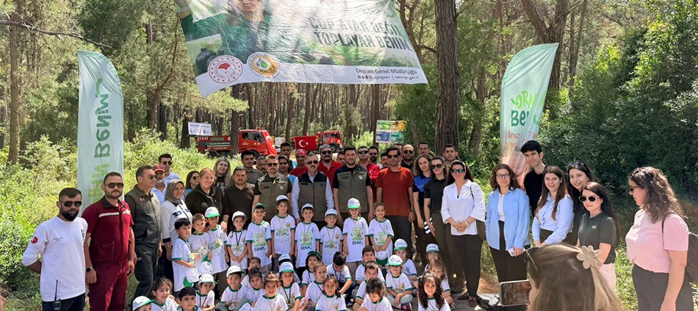 Kemer’de çevre temizliği etkinliği 