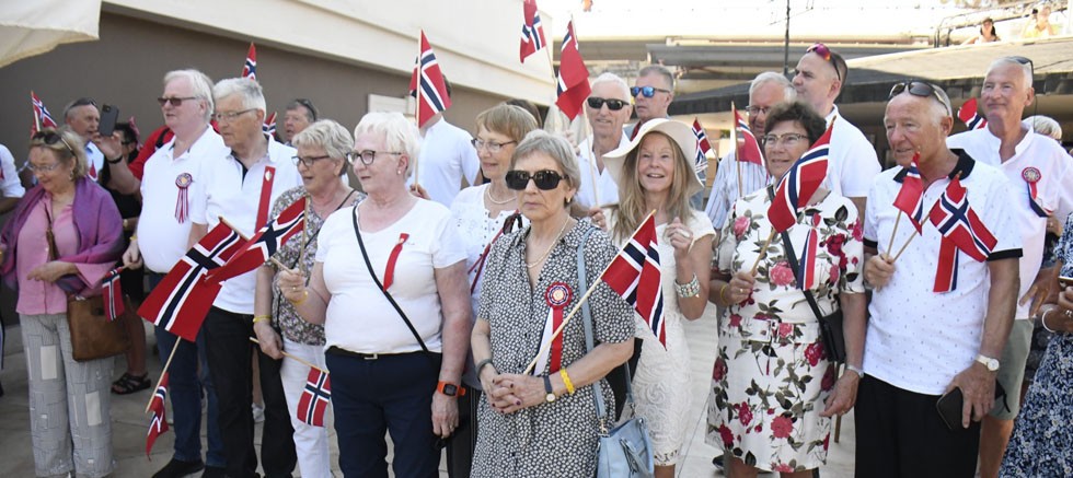 Kemer'de Norveç Milli Bayramı kutlandı