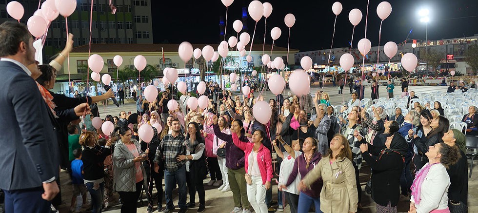 Kemer'de Yörüklerin Halk Konseri düzenlendi