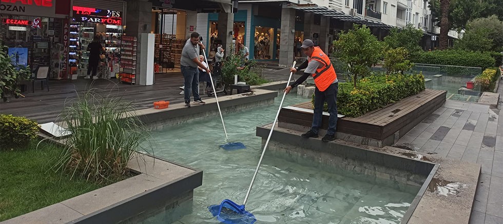 Kemer Liman Caddesi’nde kış öncesi bakım çalışması 