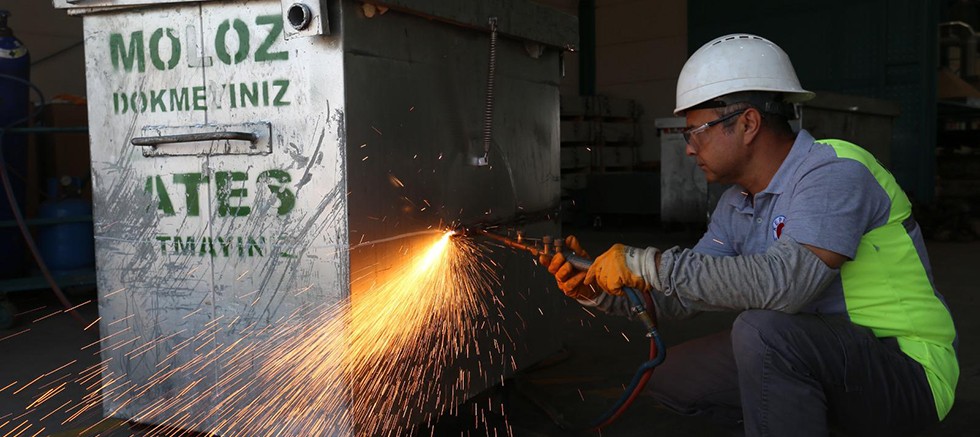 Kepez Belediyesi’nden Ekonomik ve Sürdürülebilir Konteyner Üretimi