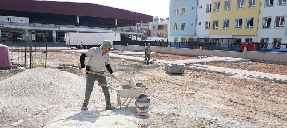 Kepez’de Sosyal Yaşam Güçleniyor: Şafak Mahallesi Yeni Parkına Kavuşuyor