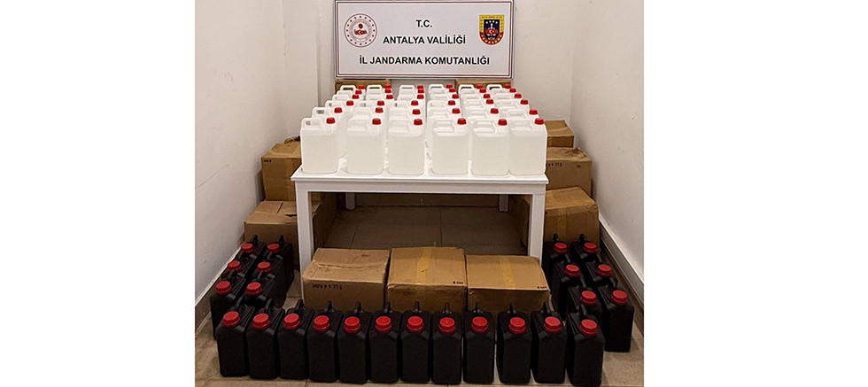 Kepez İlçesinde Jandarma ekiplerince Sahte Alkol operasyonu 