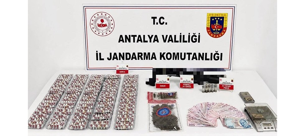 Kepez ve Döşemealtı'nda uyuşturucu operasyonu