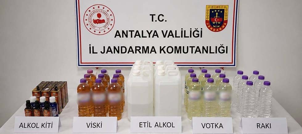 Konyaaltı İlçesinde Kaçak Alkol Operasyonu