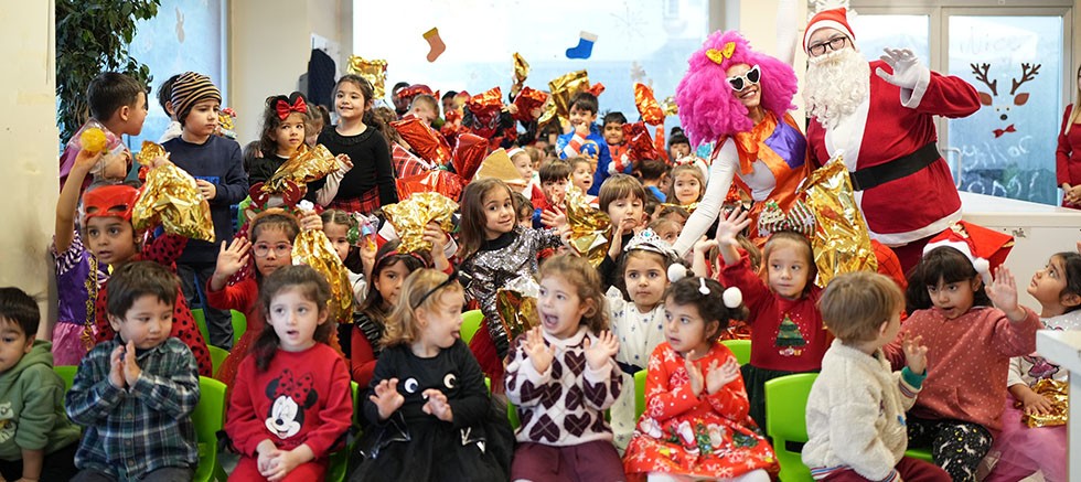 Konyaaltı'nın minikleri yeni yıl coşkusu yaşadı