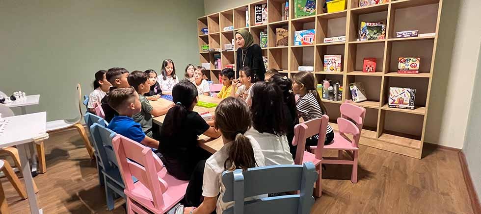 Korkuteli Belediyesi Melikşah Çocuk Merkezi’nde Yaz Okulu Başladı