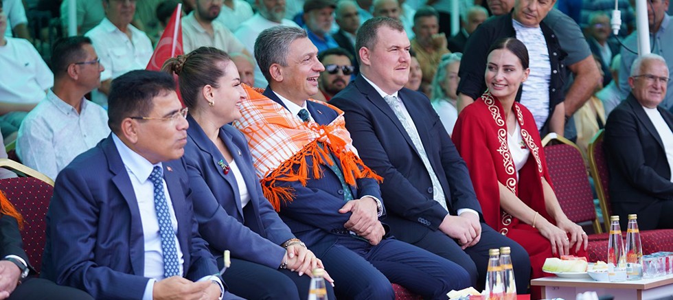 Korkuteli'ye 10 bin tonluk sıcak asfalt müjdesi