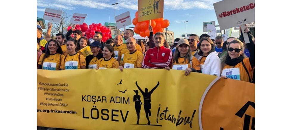 Koşar Adım LÖSEV Takımı Lösemili Çocuklar Haftası'nda koştu
