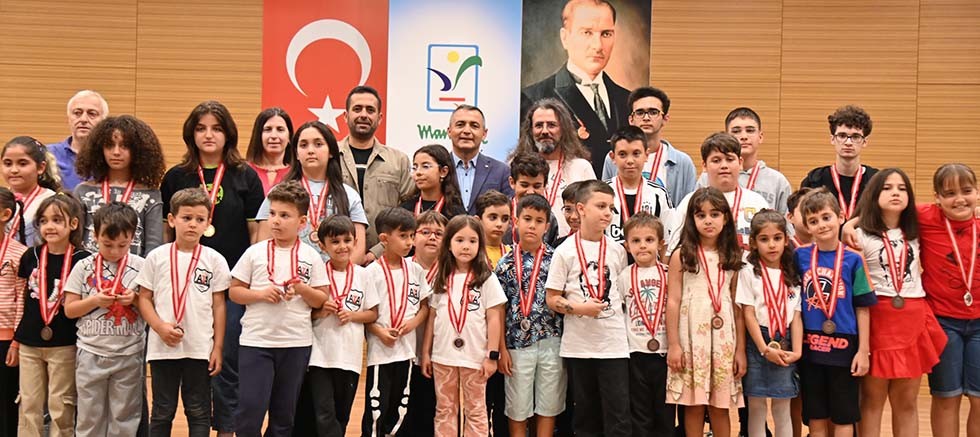 Manavgat Belediyesi'nden Cumhuriyet Bayramı'na özel satranç turnuvası