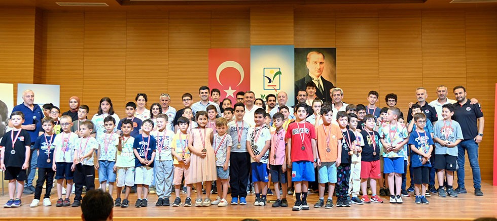 Manavgat Belediyesi Satranç Turnuvası'na rekor katılım