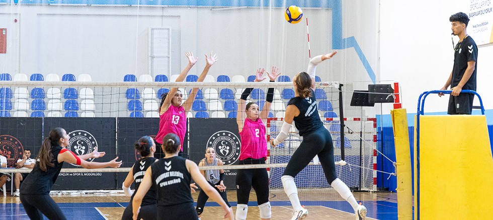Manavgat Belediyespor Kadın Voleybol Takımı yeni sezona hazırlanıyor