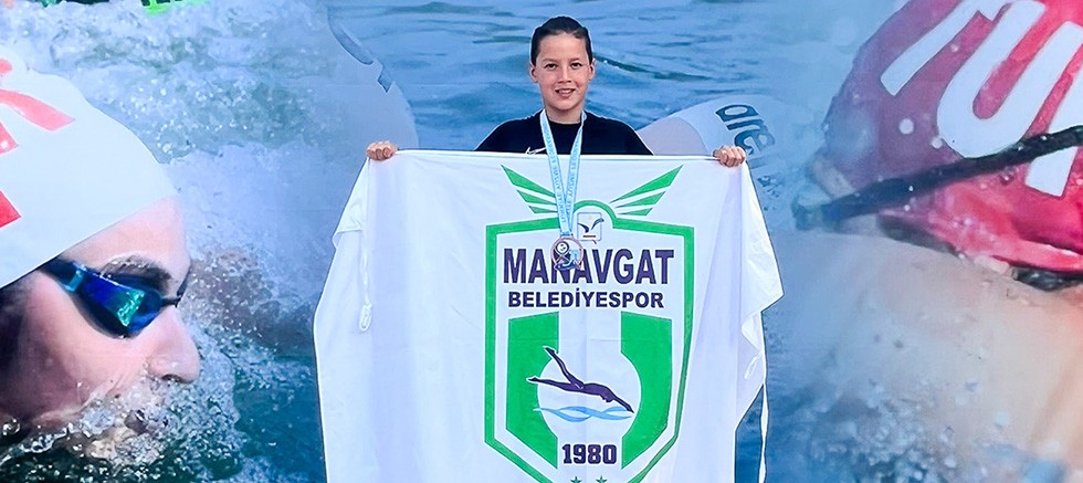 Manavgatlı yüzücü Orhan Demir Gültekin, Türkiye beşincisi olarak Milli Takım'a kapı araladı
