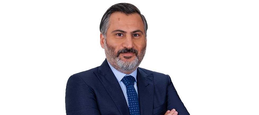 Mavi yaka kadın oranı artıyor, eğitim seviyesi yükseliyor