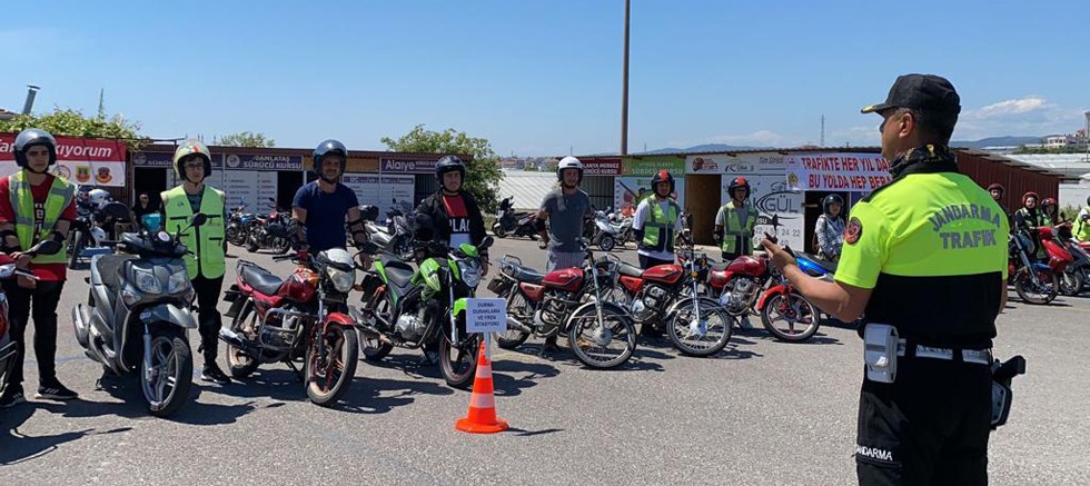 Motosiklet sürücülerine yönelik eğitim etkinliği