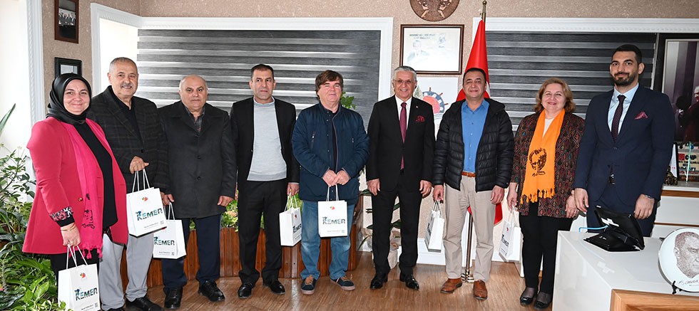 Muhtarlardan Başkan Topaloğlu’na ziyaret 