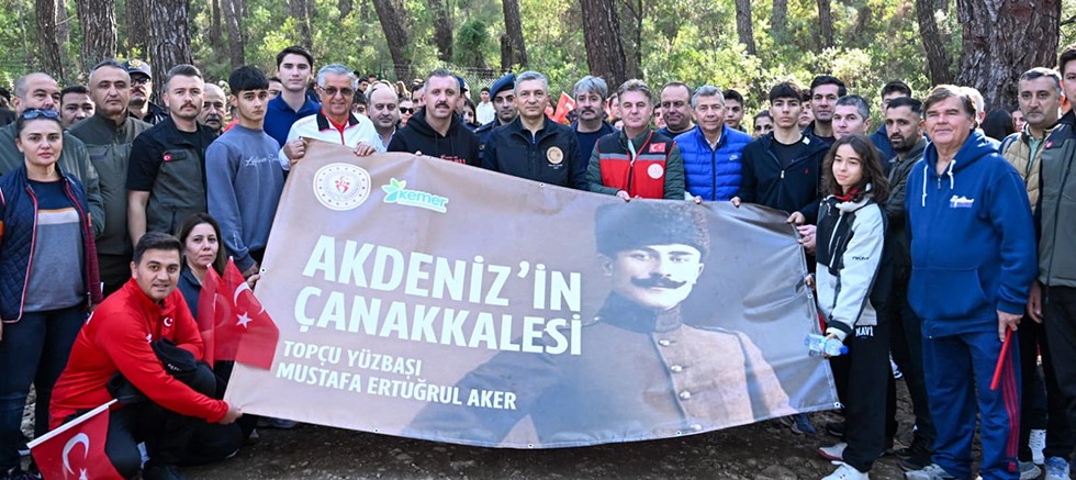 Mustafa Ertuğrul Aker ve silah arkadaşları Kemer'de anıldı