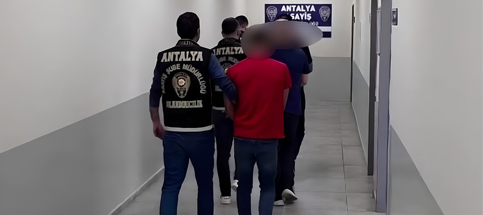 Nitelikli Dolandırıcılık Olayında 4 Şüpheli tutuklandı