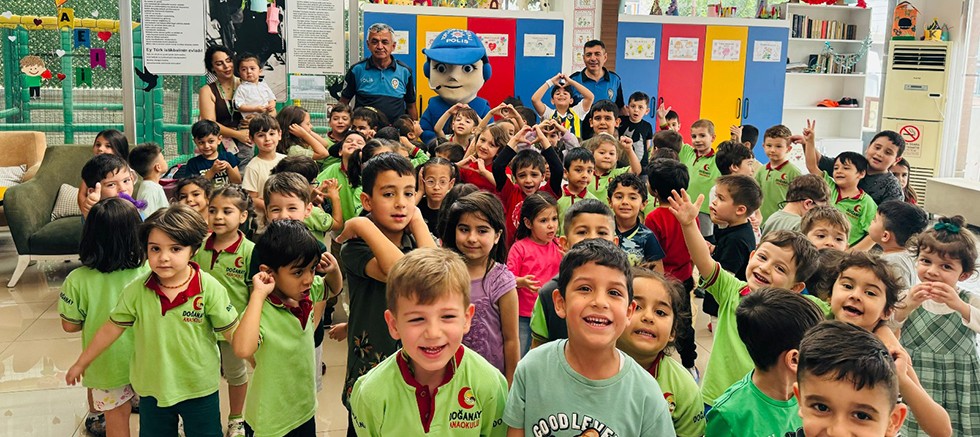 Öğrencilere polislik mesleği anlatıldı