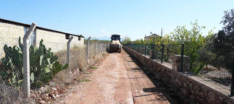 OSB ve Kuzey Kepez Bağlantısı Güçleniyor  Kirişçiler de Sathi Asfalt Mesaisi