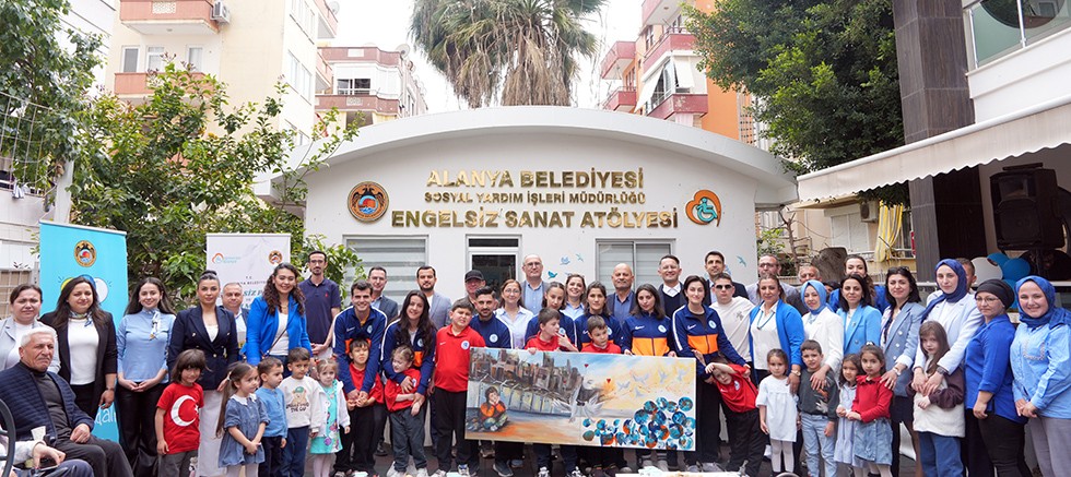 Otizmli bireylerden sanat ile barış çağrısı