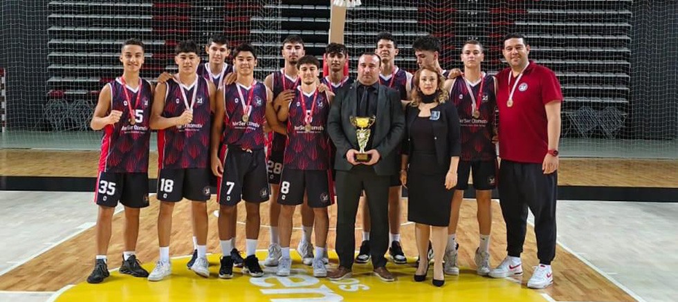 Özel Yükseliş Koleji Antalya Şampiyonu oldu