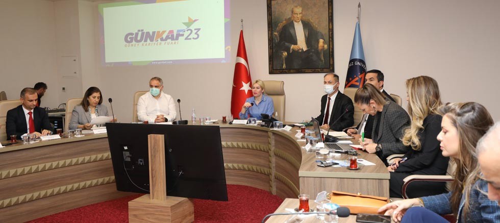 Rektör Özkan başkanlığında GÜNKAF Dış Paydaş Toplantısı düzenlendi