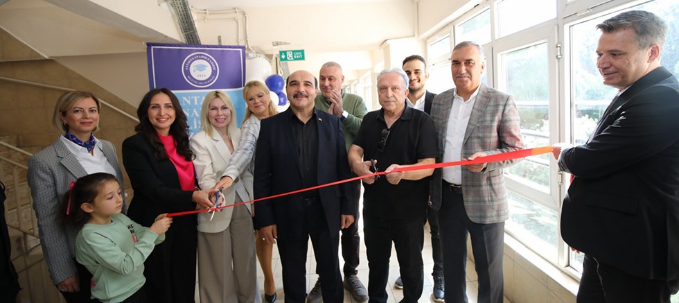 Rektör Özkan, Mezunu Olduğu Okulun Yenilenmesine Destek Verdi