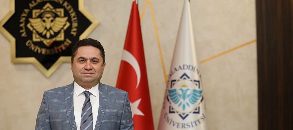 Rektör Türkdoğan: Cumhuriyetimizi yarınlara taşımak hepimizin ortak vazifesidir