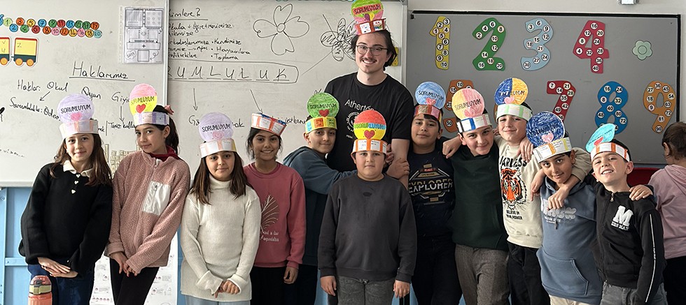 Sabancı Üniversitesi Toplumsal Duyarlılık Projeleri Kapsamında Kendini Keşfet Projesi Van Hacı Ömer Sabancı İlkokulu’nda Gerçekleşti