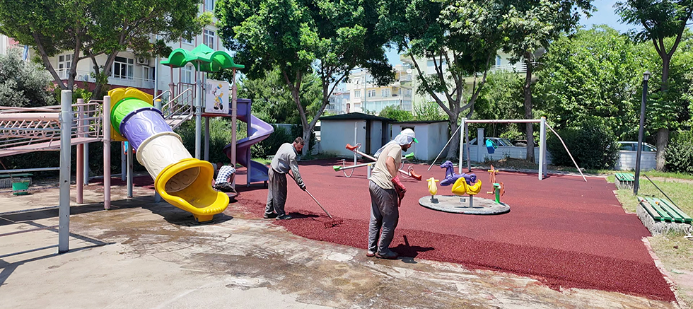 Serik Belediyesi'nden parklarda yenilik hamlesi