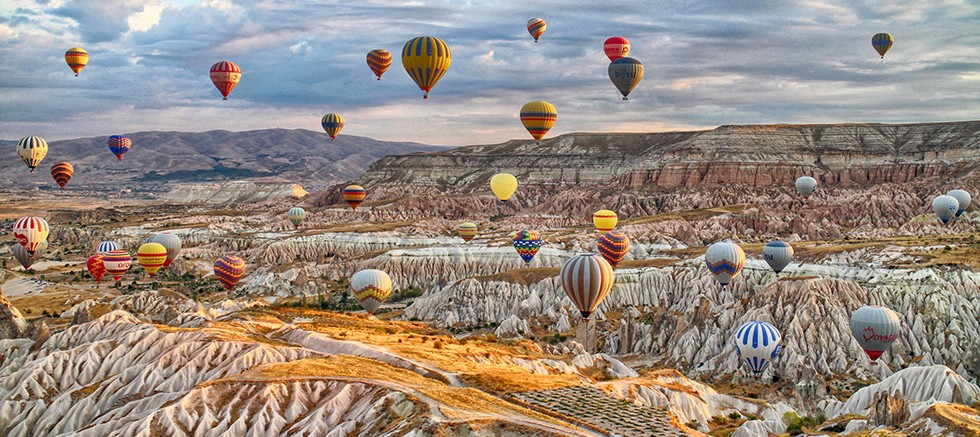 Sıcak hava balonları dünyaya açıldı