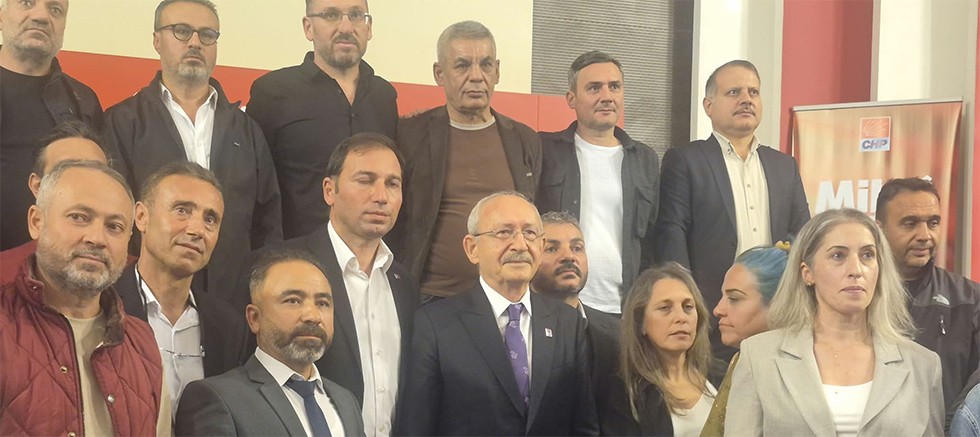 Staj ve Çıraklık Sigortası Mağdurları Federasyonu CHP Genel Merkezi’ni Ziyaret Etti: