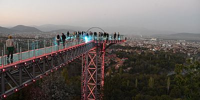 10 günde 75 bin ziyaretçi şehri kuşbakışı izledi