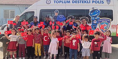 10 Nisan Polis Haftası'nda Okullarda Çocuklara Bilgilendirme Yapıldı