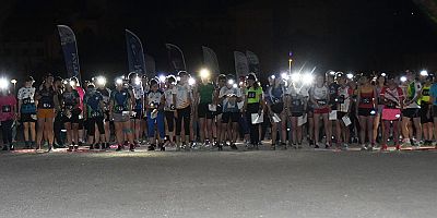 10. Uluslararası Kemer Oryantiring Festivali’nin gece etabı koşuldu