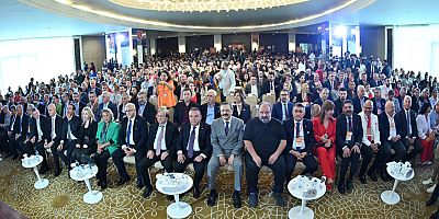 100. Yılın Girişimcilik Zirvesi Antalya’da gerçekleştirildi