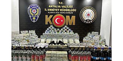 15 adet gümrük kaçağı cep telefonu ele geçirildi