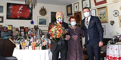 15. Çağdaş Yaşam Cumhuriyet Ödülü, Prof. Dr. Emre Kongar'a veriliyor