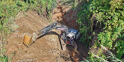 20 yıldır el değmeyen derede ıslah çalışmaları başladı