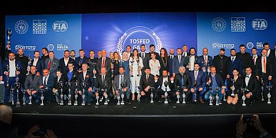 2021 Şampiyonları kupalarını aldı