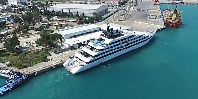 2022 sezonunun ilk kruvaziyer gemisi geldi