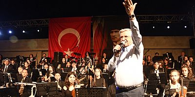 23 Nisan coşkuyla kutlandı