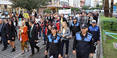 3 Aralık Dünya Engelliler Günü'ne özel sevgi yürüyüşü