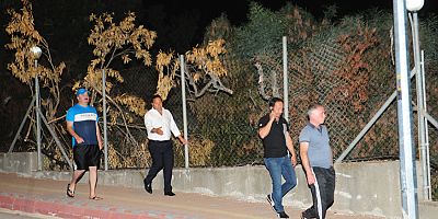 30 yıldır karanlığa mahkum edilen yol aydınlığa kavuştu