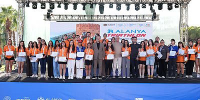 34. Uluslararası Alanya Triatlonu tamamlandı